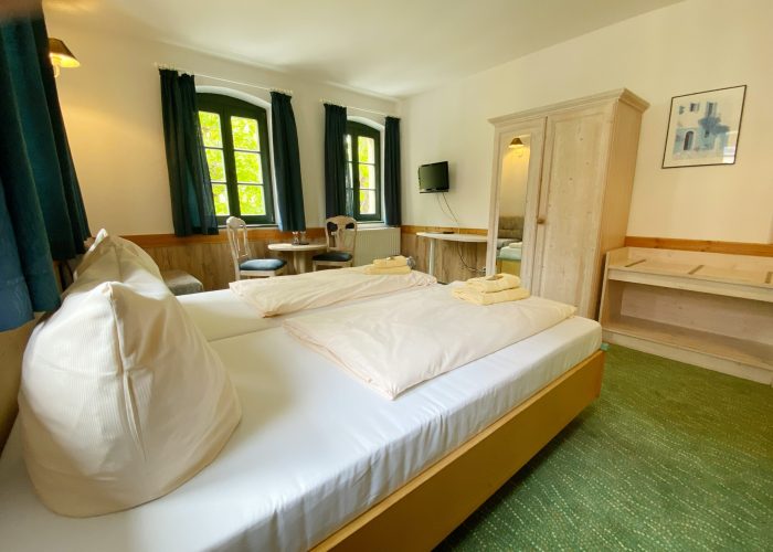 Burgblick_Doppelzimmer_03